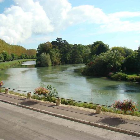 A La Belle Dame Hotel Nogent-sur-Seine Ngoại thất bức ảnh